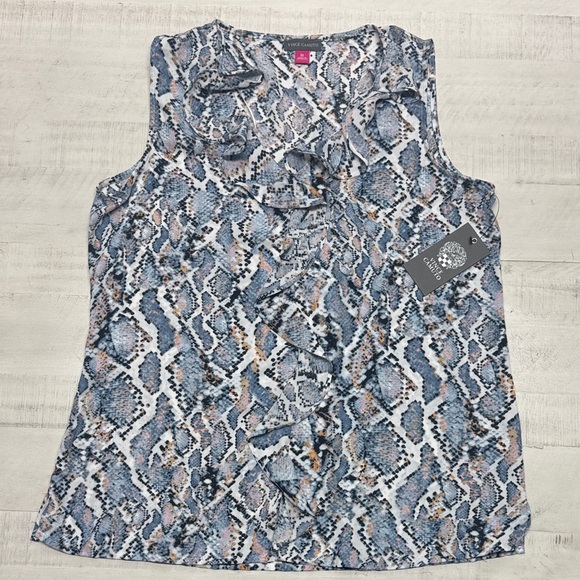 Vince Camuto Tops - Vince Camuto Snake Print Ruffled Top Womens Size XS NWT